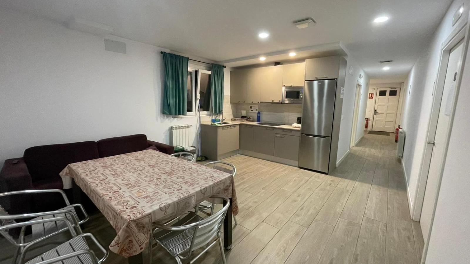 Erletxe Aterpea Hostel Lezo Bagian luar foto