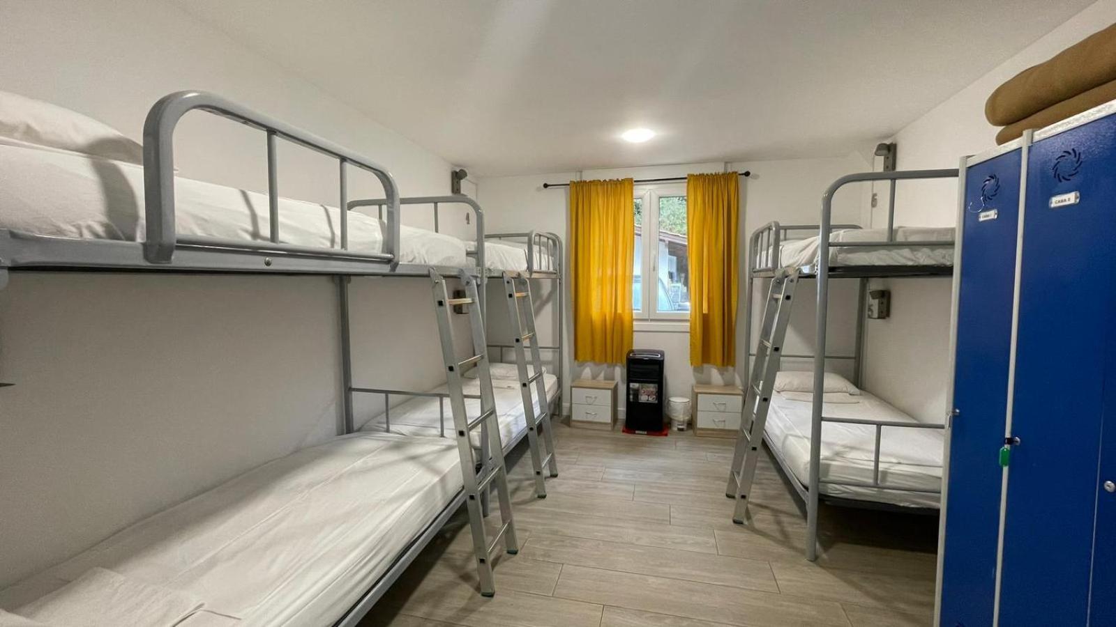 Erletxe Aterpea Hostel Lezo Bagian luar foto