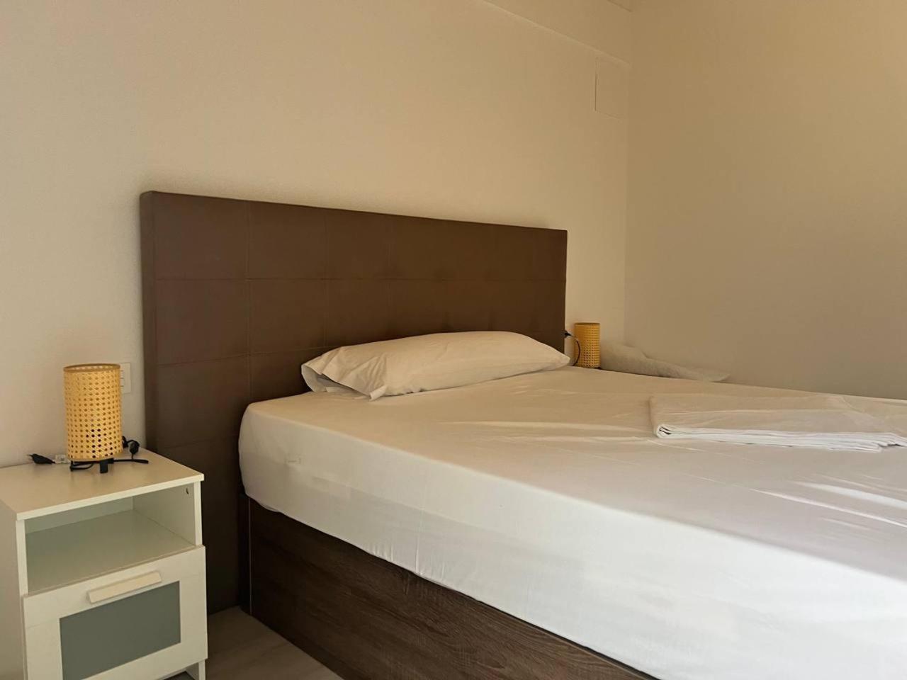 Erletxe Aterpea Hostel Lezo Bagian luar foto