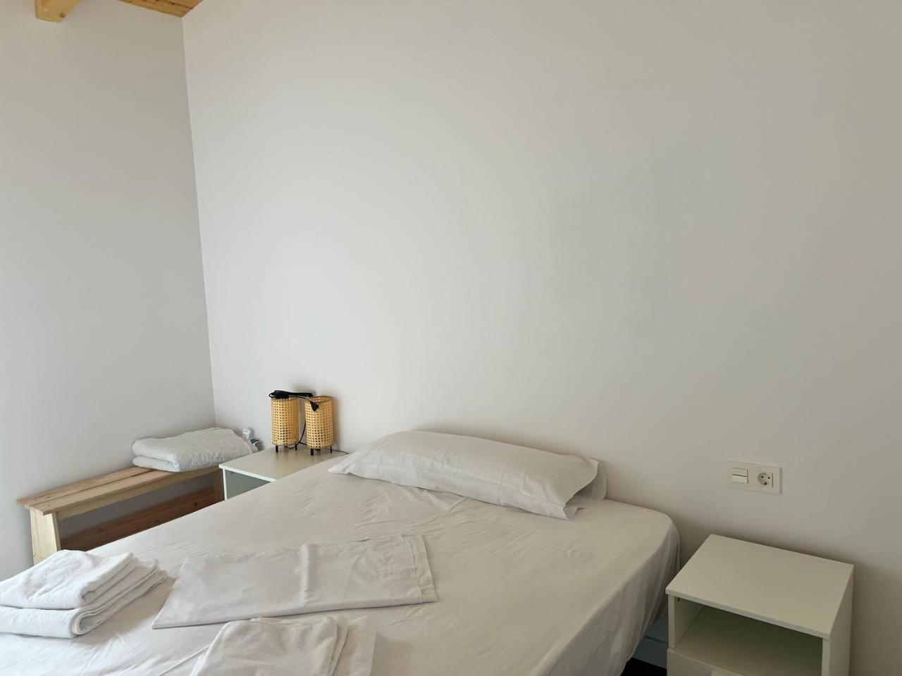 Erletxe Aterpea Hostel Lezo Bagian luar foto