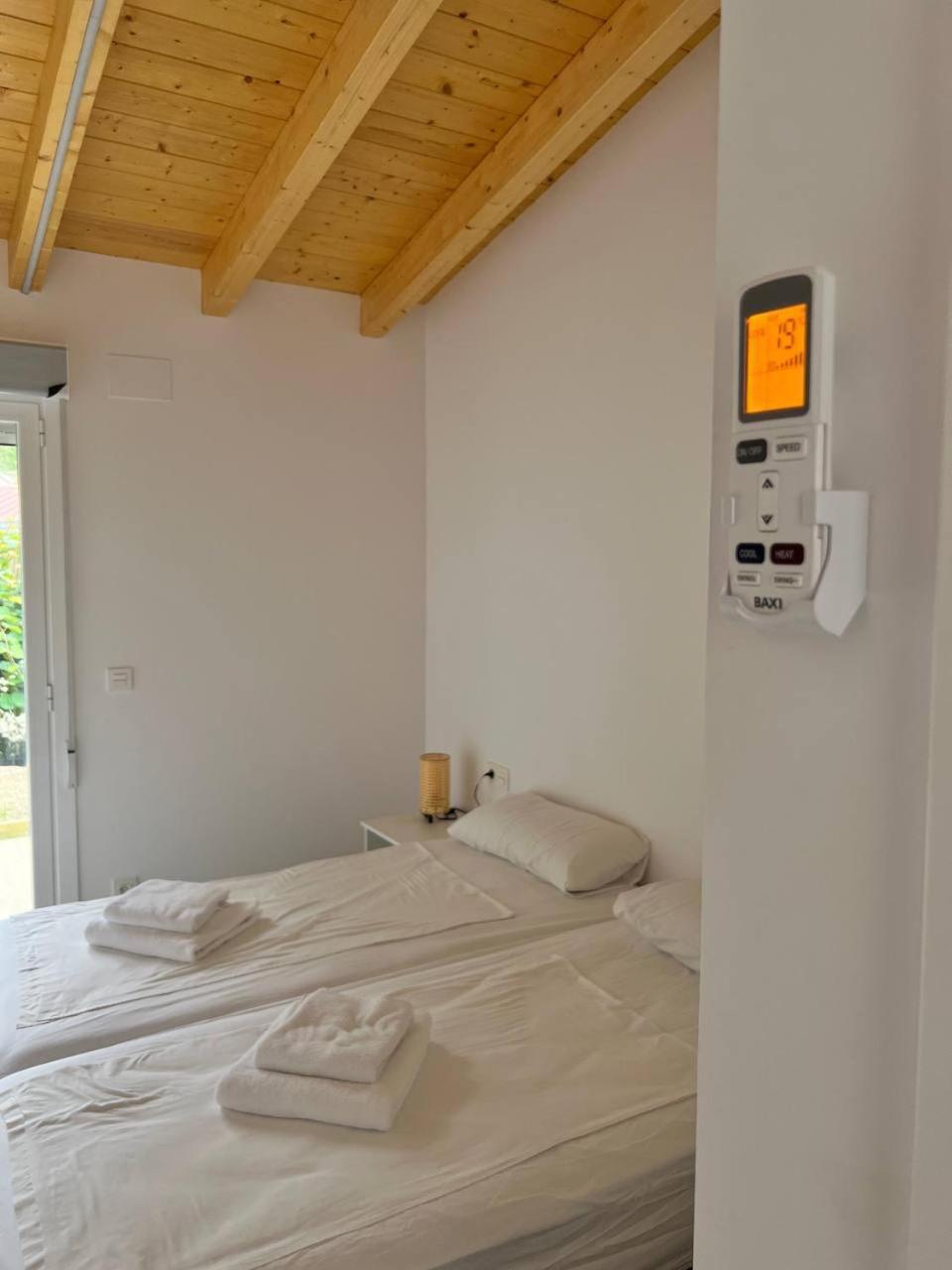 Erletxe Aterpea Hostel Lezo Bagian luar foto