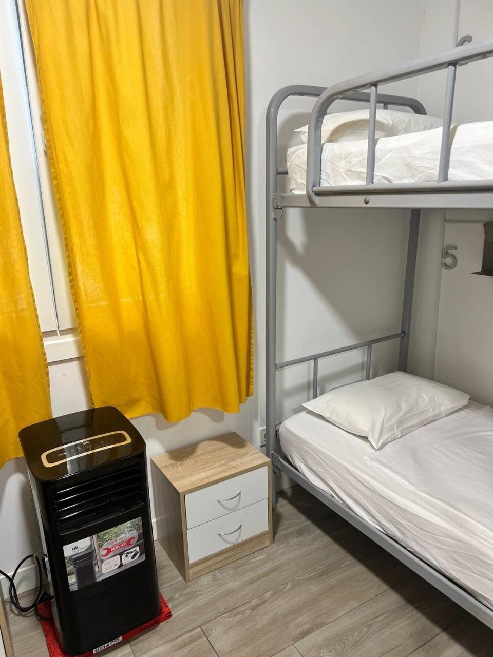 Erletxe Aterpea Hostel Lezo Bagian luar foto