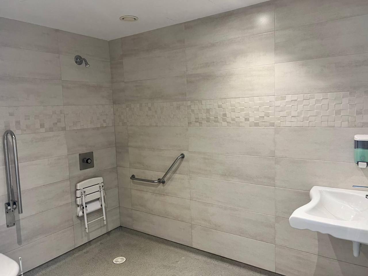 Erletxe Aterpea Hostel Lezo Bagian luar foto
